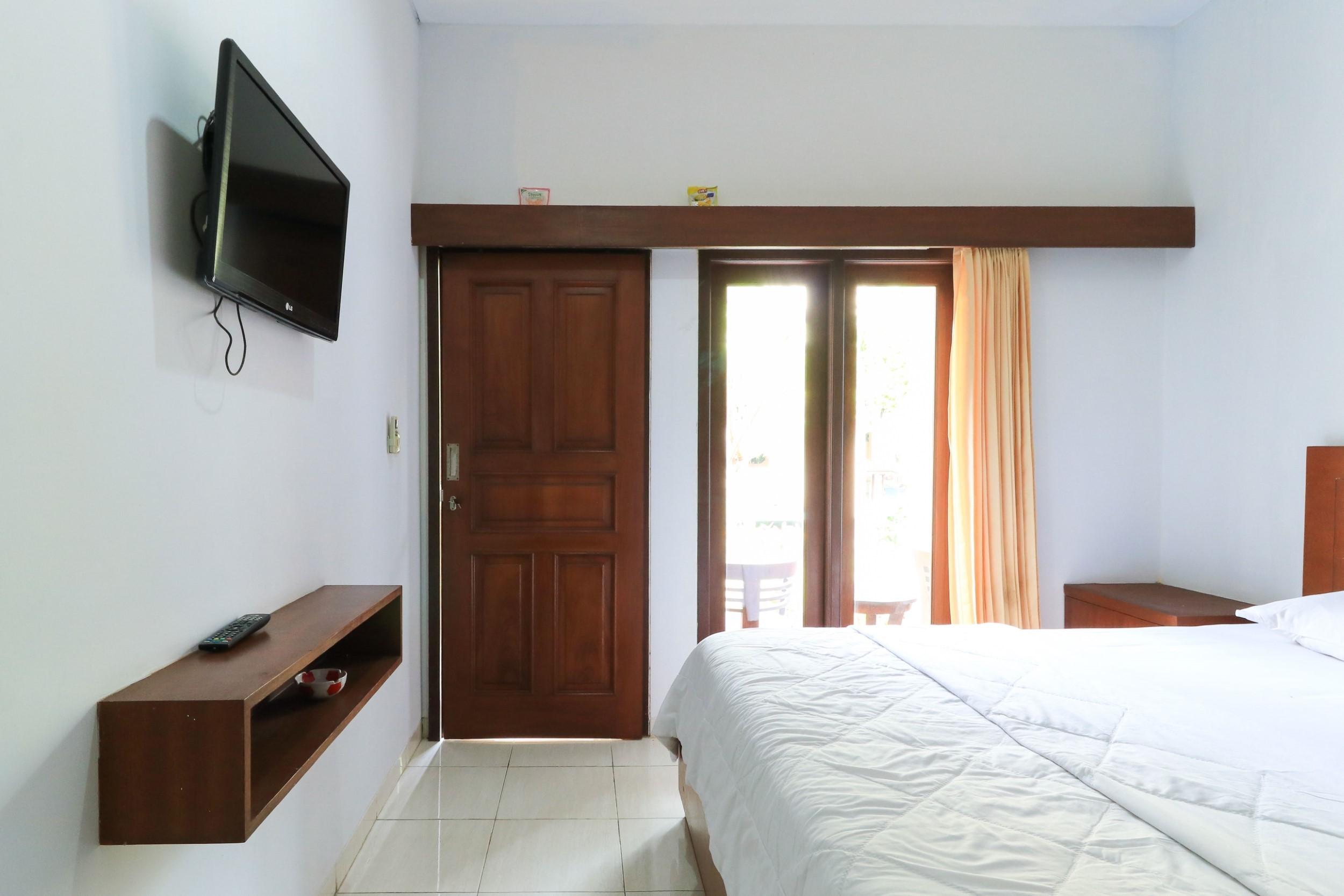 Puri Jayaraja Guest House Kuta Lombok Buitenkant foto