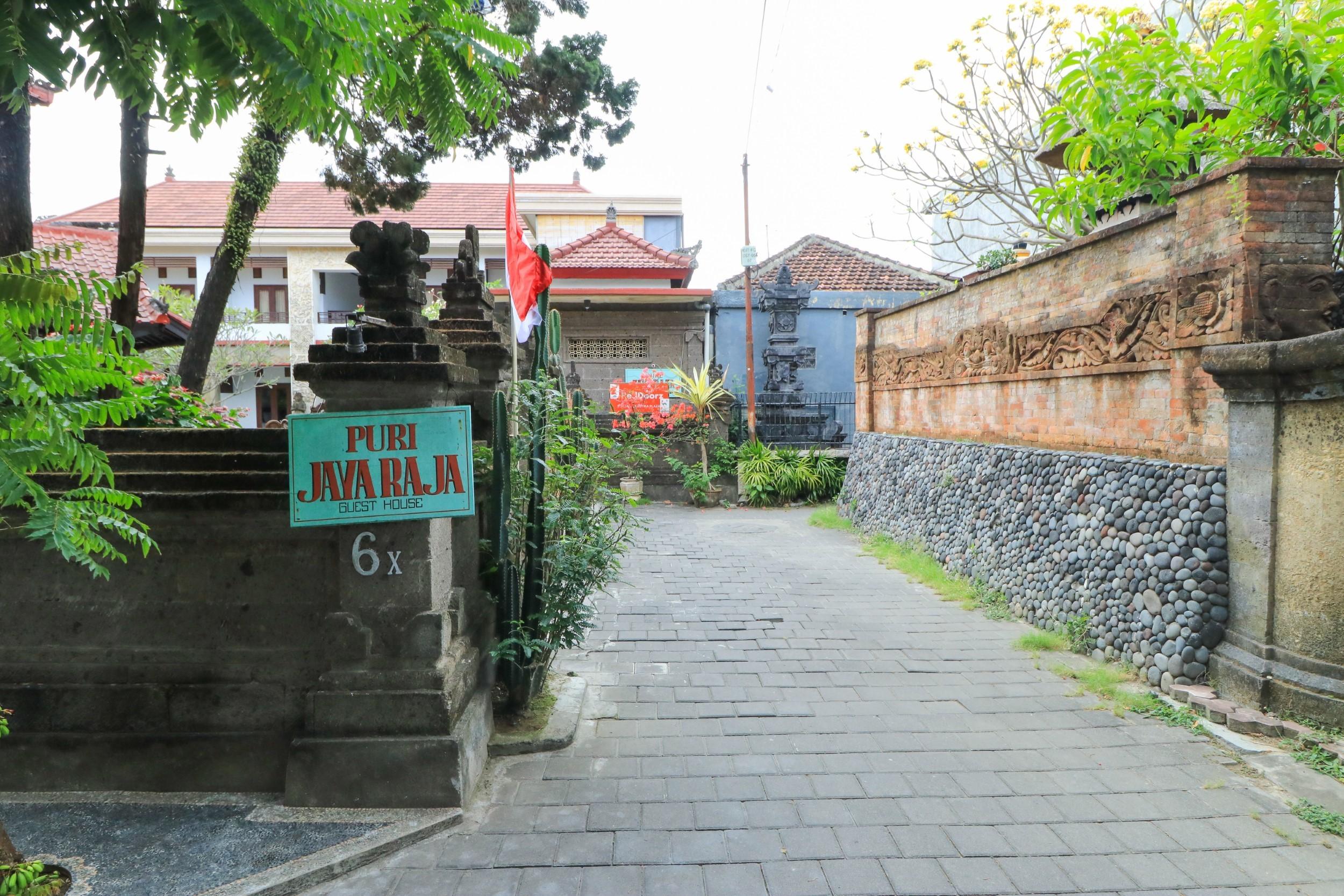Puri Jayaraja Guest House Kuta Lombok Buitenkant foto