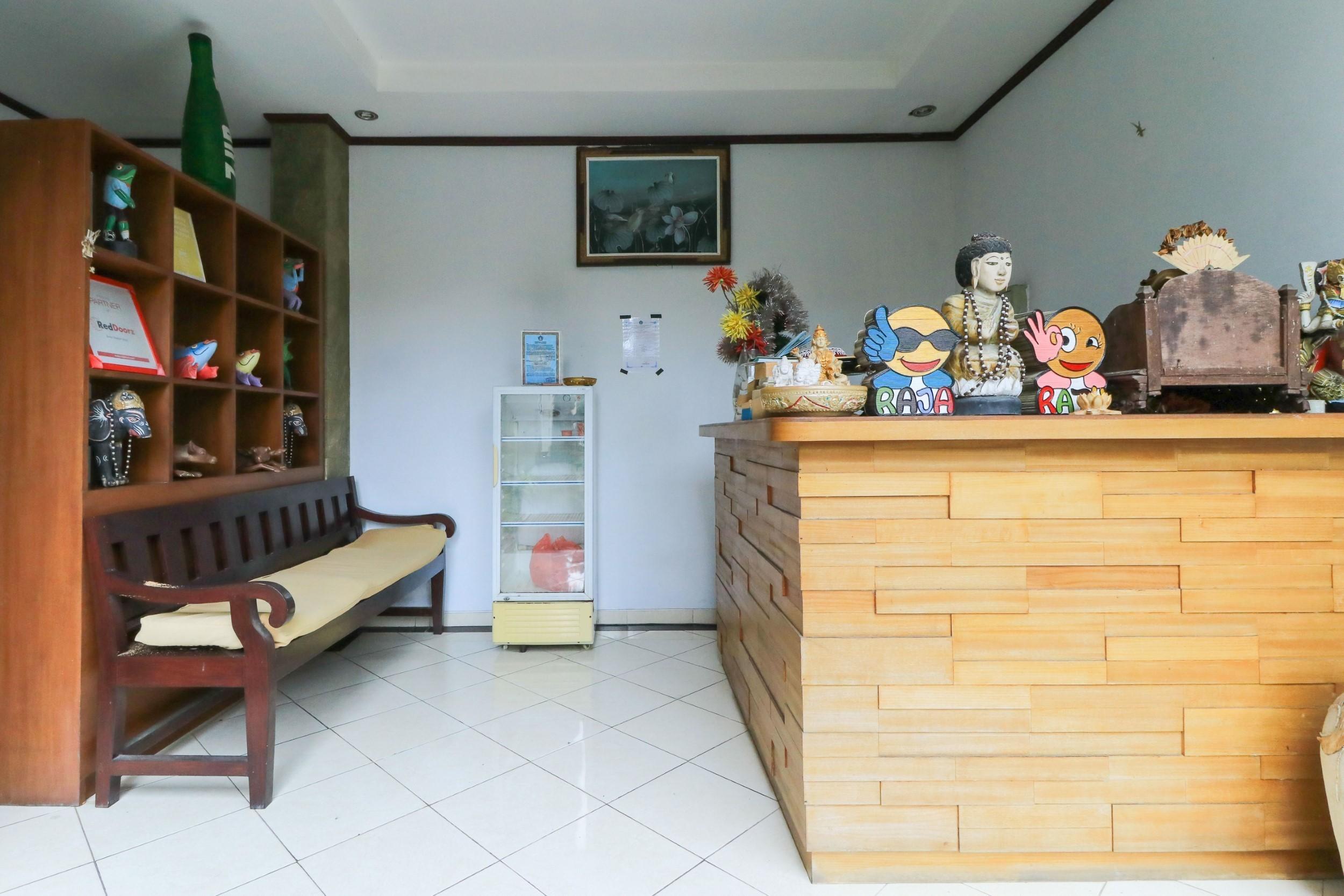 Puri Jayaraja Guest House Kuta Lombok Buitenkant foto