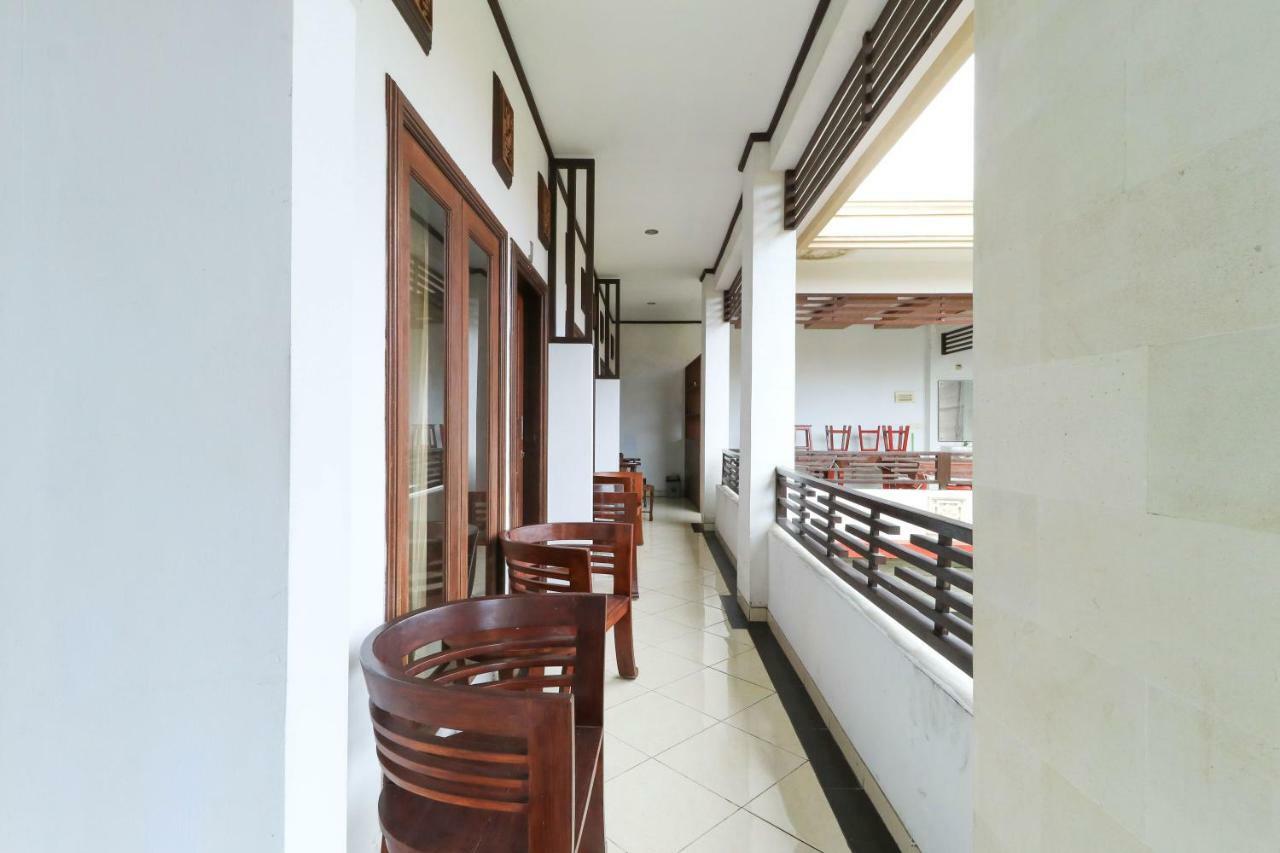 Puri Jayaraja Guest House Kuta Lombok Buitenkant foto