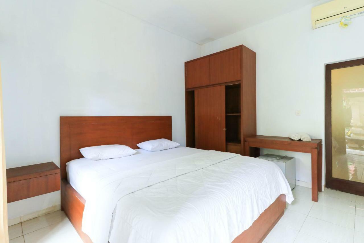 Puri Jayaraja Guest House Kuta Lombok Buitenkant foto