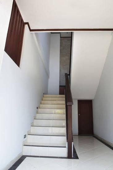 Puri Jayaraja Guest House Kuta Lombok Buitenkant foto